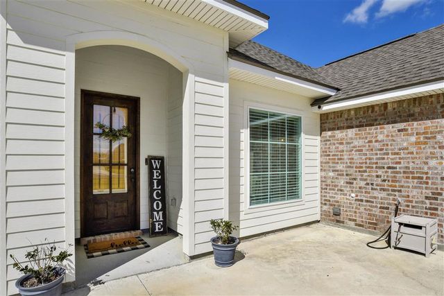 18966 Kayla Street, Iowa, LA 70647