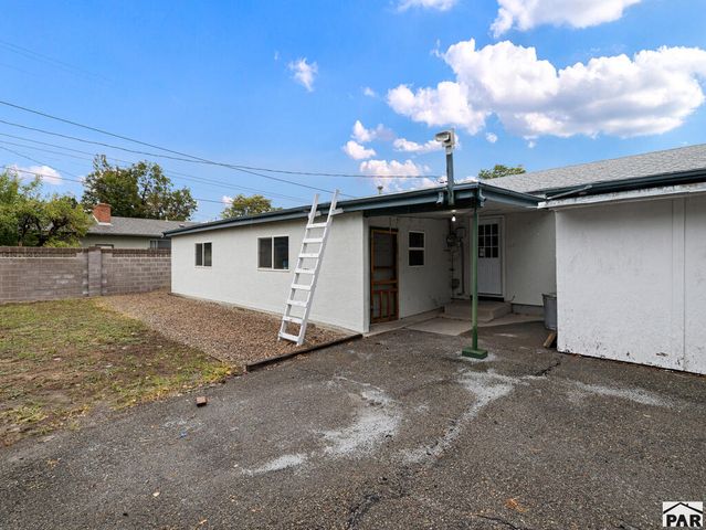 3950 Fairfield Lane, Pueblo, CO 81005