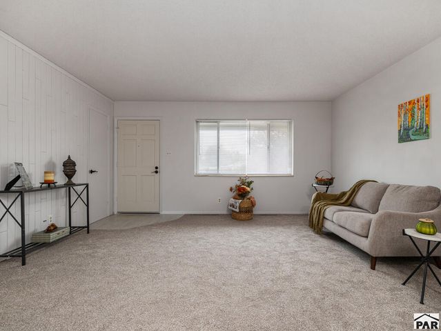 3950 Fairfield Lane, Pueblo, CO 81005
