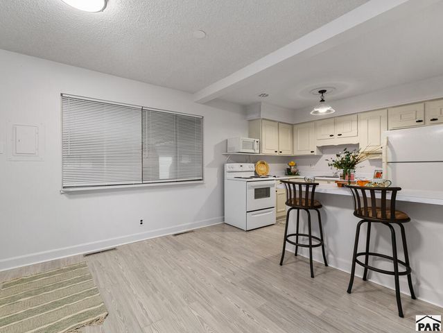 3950 Fairfield Lane, Pueblo, CO 81005