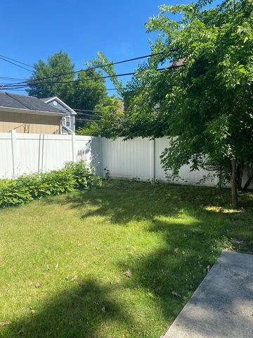 42 Intervale St 2, Boston, MA 02121