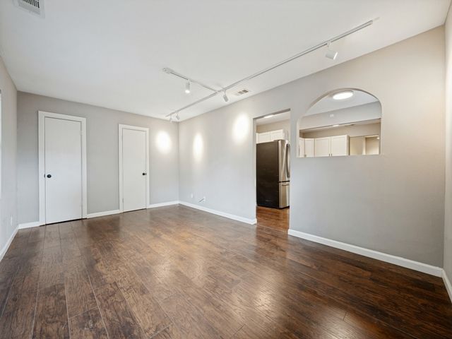 1718 Pat Drive, Dallas, TX 75228