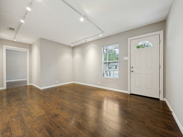 1718 Pat Drive, Dallas, TX 75228