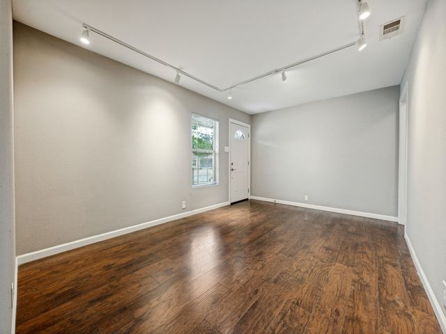 1718 Pat Drive, Dallas, TX 75228