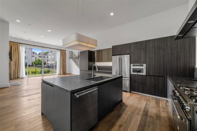 11107 Savannah Oaks Lane, Houston, TX 77043