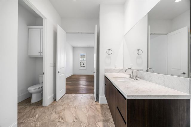 11107 Savannah Oaks Lane, Houston, TX 77043