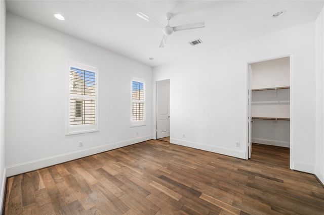 11107 Savannah Oaks Lane, Houston, TX 77043