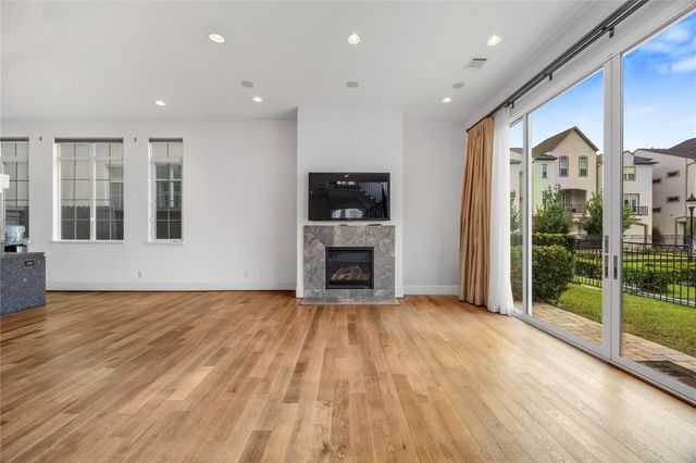 11107 Savannah Oaks Lane, Houston, TX 77043