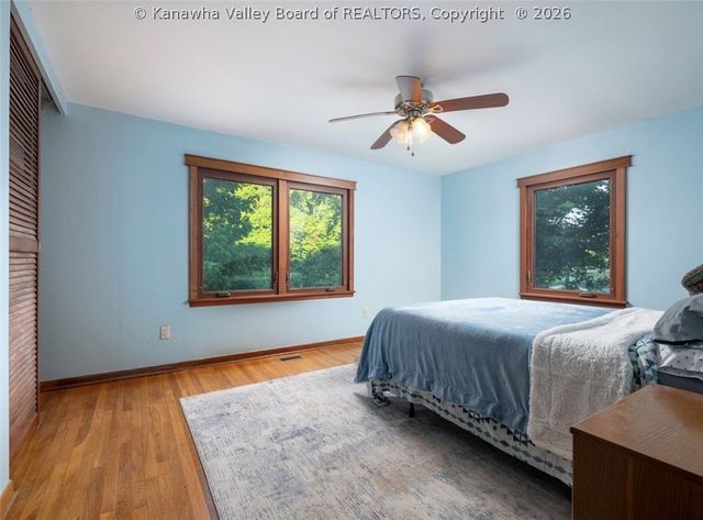 247 Upper Falcon Drive, Charleston, WV 25312
