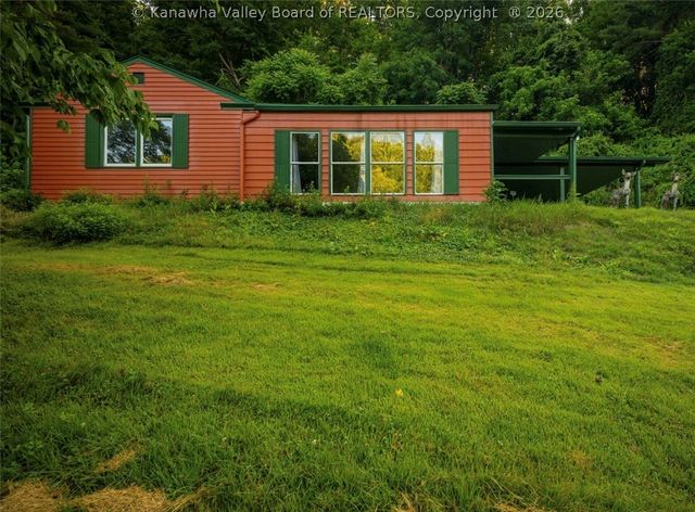 247 Upper Falcon Drive, Charleston, WV 25312