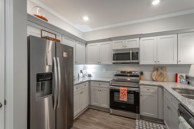 6450 Dharma 28, East Ridge, TN 37412