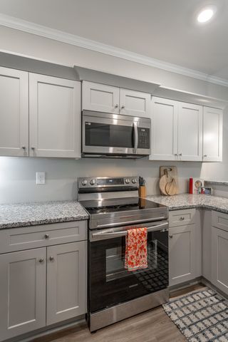 6450 Dharma 28, East Ridge, TN 37412