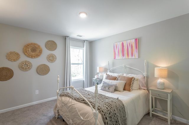 6450 Dharma 28, East Ridge, TN 37412