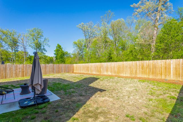 6450 Dharma 28, East Ridge, TN 37412
