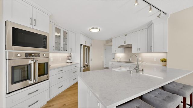 600 4th Street SW 408, Rochester, MN 55902