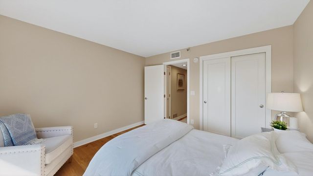 600 4th Street SW 408, Rochester, MN 55902