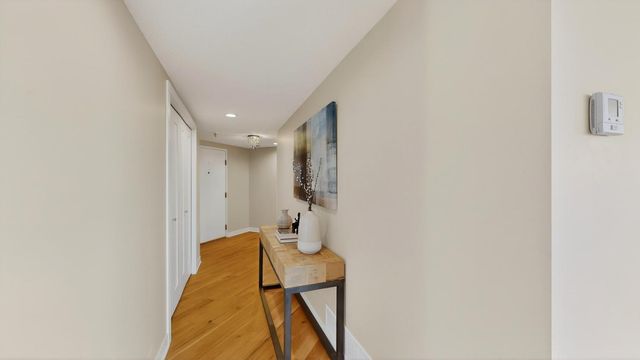 600 4th Street SW 408, Rochester, MN 55902