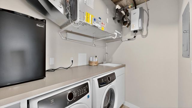 600 4th Street SW 408, Rochester, MN 55902