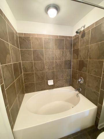 3000 Vanderbilt Pl Apt 241, Nashville, TN 37212