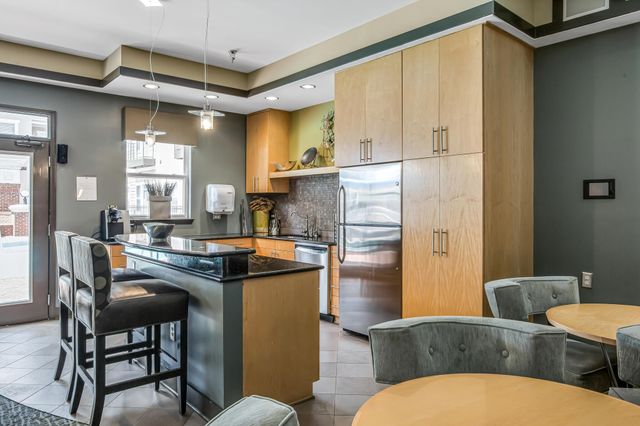 3000 Vanderbilt Pl Apt 241, Nashville, TN 37212