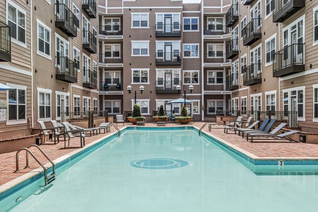 3000 Vanderbilt Pl Apt 241, Nashville, TN 37212