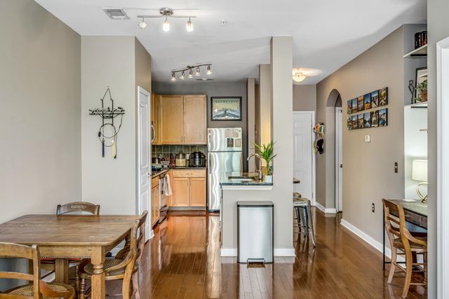 3000 Vanderbilt Pl Apt 241, Nashville, TN 37212