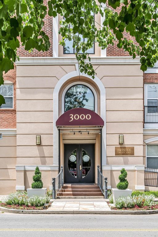 3000 Vanderbilt Pl Apt 241, Nashville, TN 37212