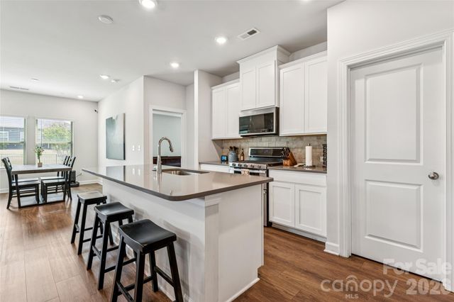 3013 Striped Maple Court, Charlotte, NC 28215