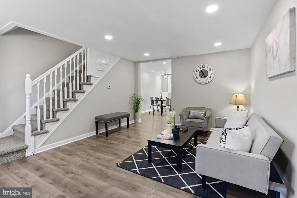 1370 WYCOMBE AVE, DARBY, PA 19023 — exterior