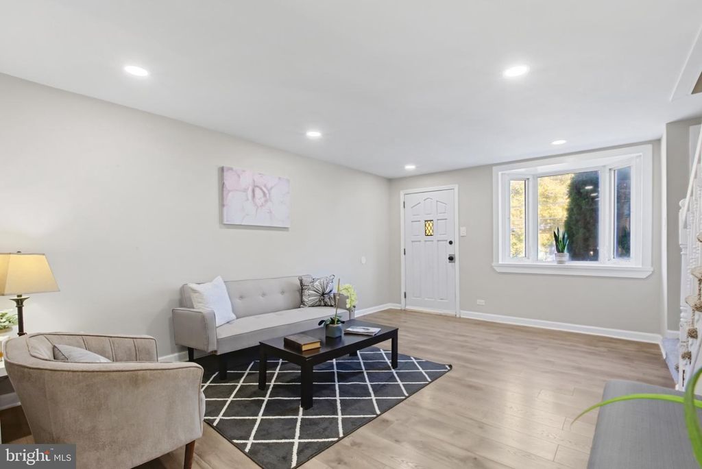 1370 WYCOMBE AVE, DARBY, PA 19023 — photo 5