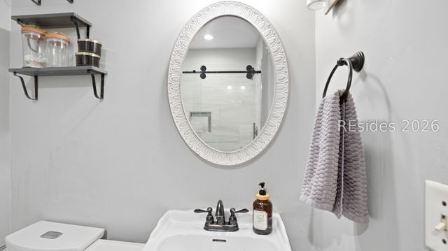 27 Gay Dr, Beaufort, SC 29907