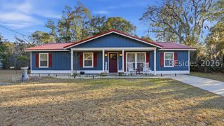 27 Gay Dr, Beaufort, SC 29907