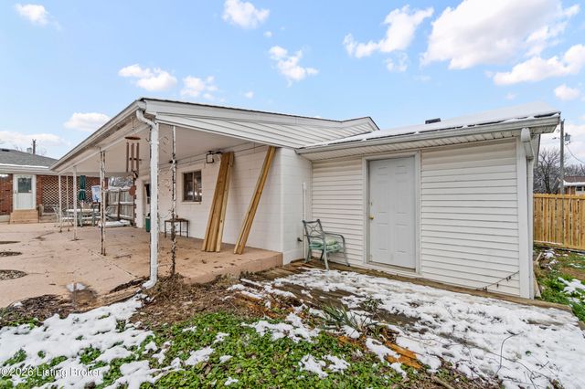 6714 Shareith Dr, Louisville, KY 40228