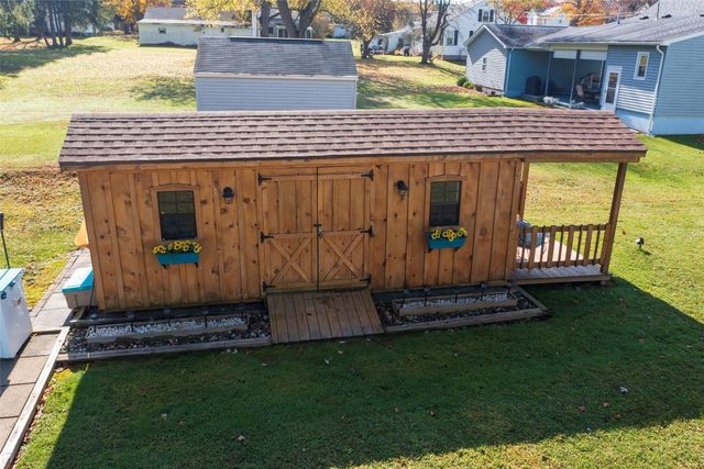 143 CENTER Street, Cambridge Springs, PA 16403