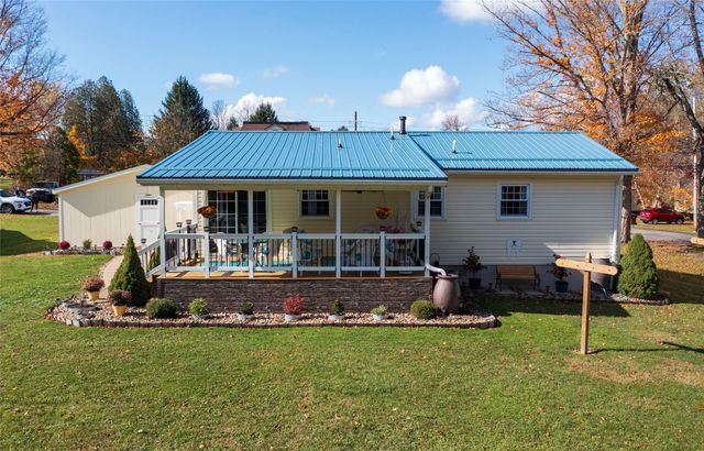 143 CENTER Street, Cambridge Springs, PA 16403