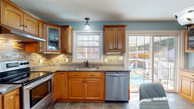 143 CENTER Street, Cambridge Springs, PA 16403