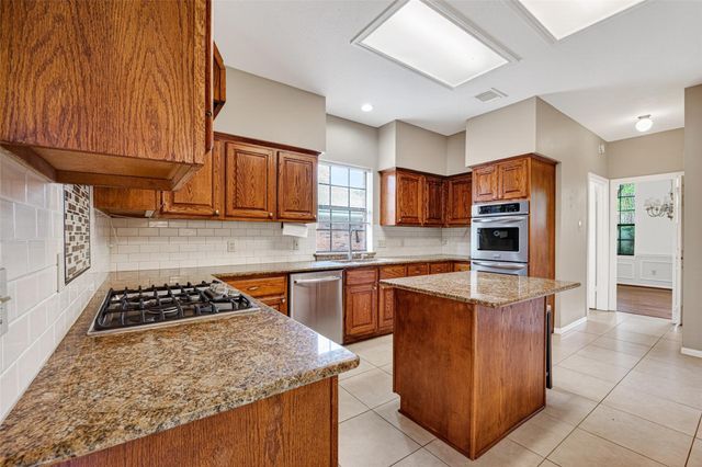 14634 Redwood Bend Trail, Houston, TX 77062