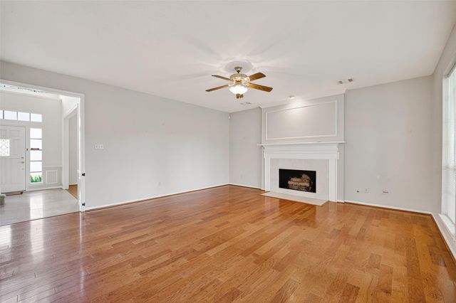 14634 Redwood Bend Trail, Houston, TX 77062