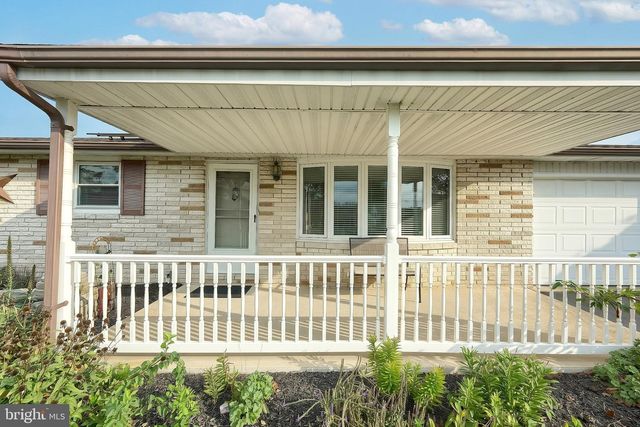 2750 NORTHVUE LN, York, PA 17408