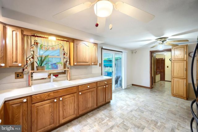2750 NORTHVUE LN, York, PA 17408