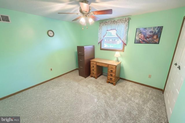 2750 NORTHVUE LN, York, PA 17408