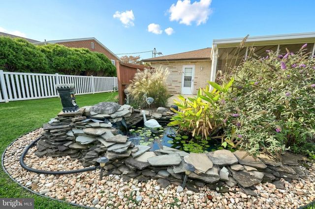 2750 NORTHVUE LN, York, PA 17408