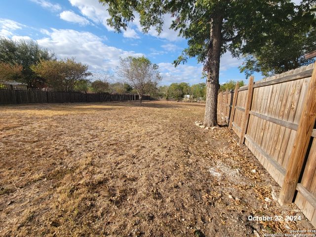 737 KENDALIA AVE, San Antonio, TX 78221