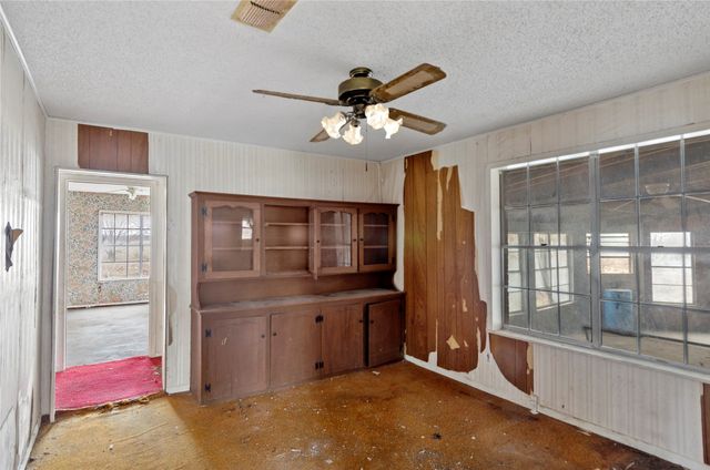 5068 Orchard Road, Bowie, TX 76230