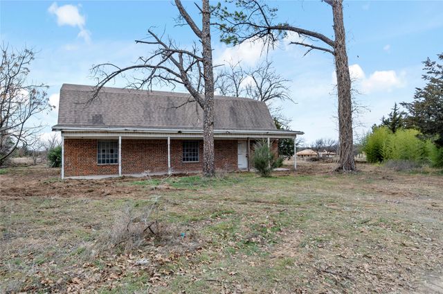 5068 Orchard Road, Bowie, TX 76230