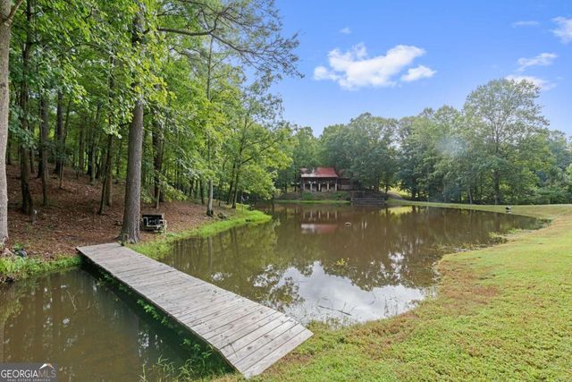 140 J R Road NE, Cartersville, GA 30121