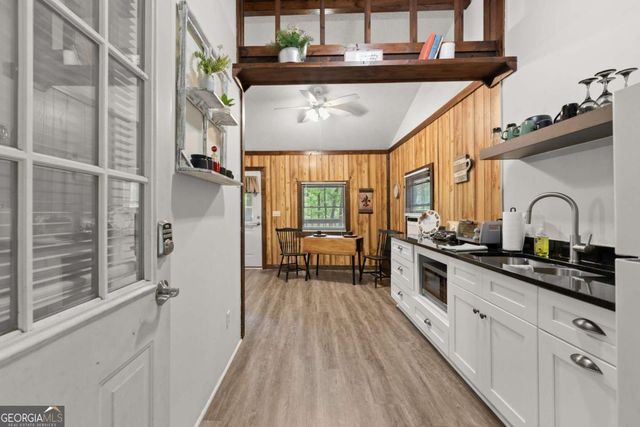 140 J R Road NE, Cartersville, GA 30121