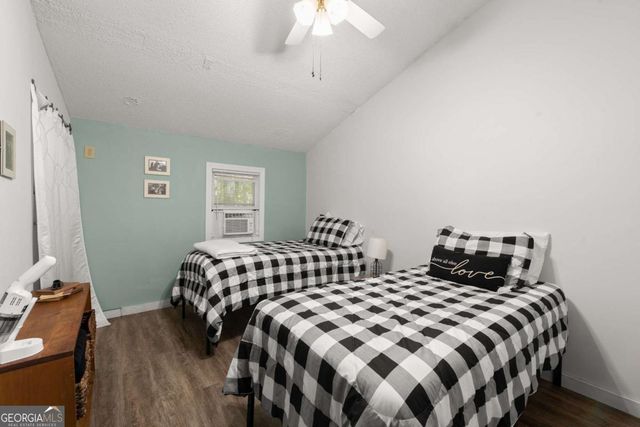 140 J R Road NE, Cartersville, GA 30121