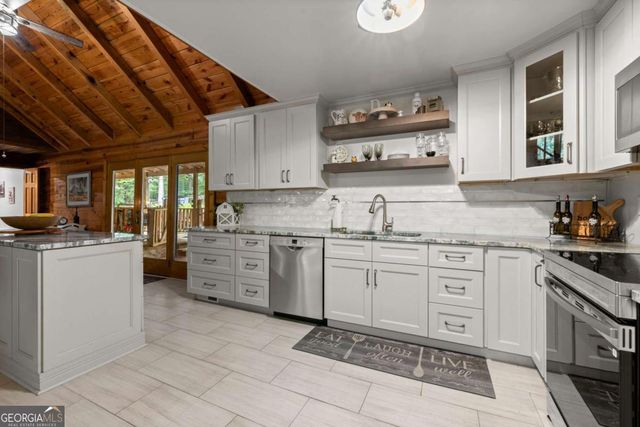 140 J R Road NE, Cartersville, GA 30121
