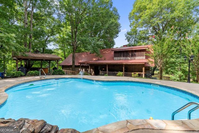 140 J R Road NE, Cartersville, GA 30121